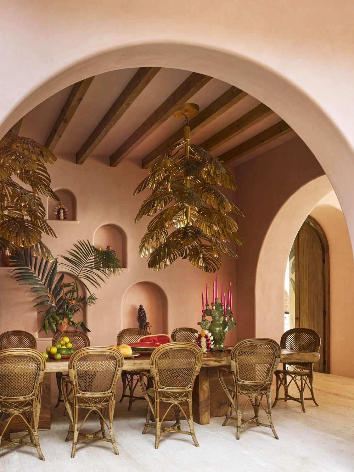 SummerThorntonDesign-ShotByAnnieSchlechter-CasaRosada-Dining-1.jpg