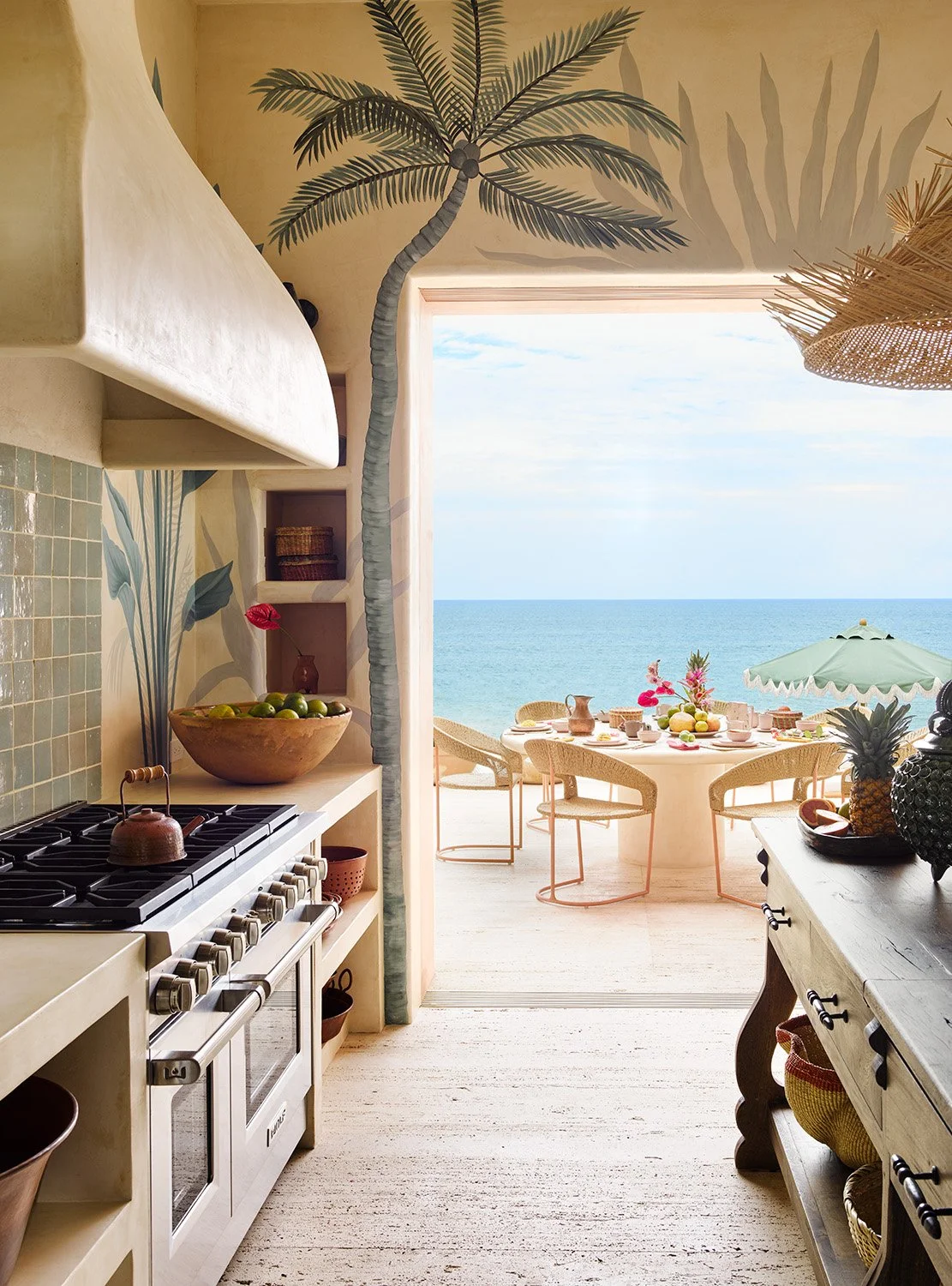SummerThorntonDesign-ShotByAnnieSchlechter-CasaRosada-Kitchen-1.jpg