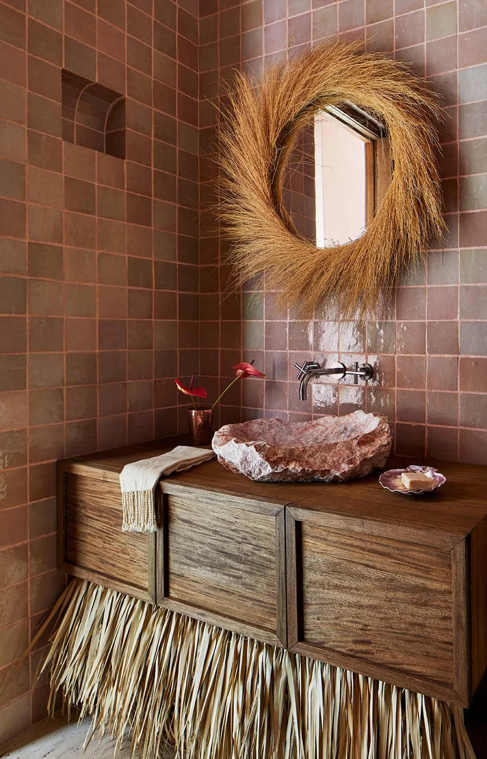 SummerThorntonDesign-ShotByAnnieSchlechter-CasaRosada-PowderBath-1.jpg