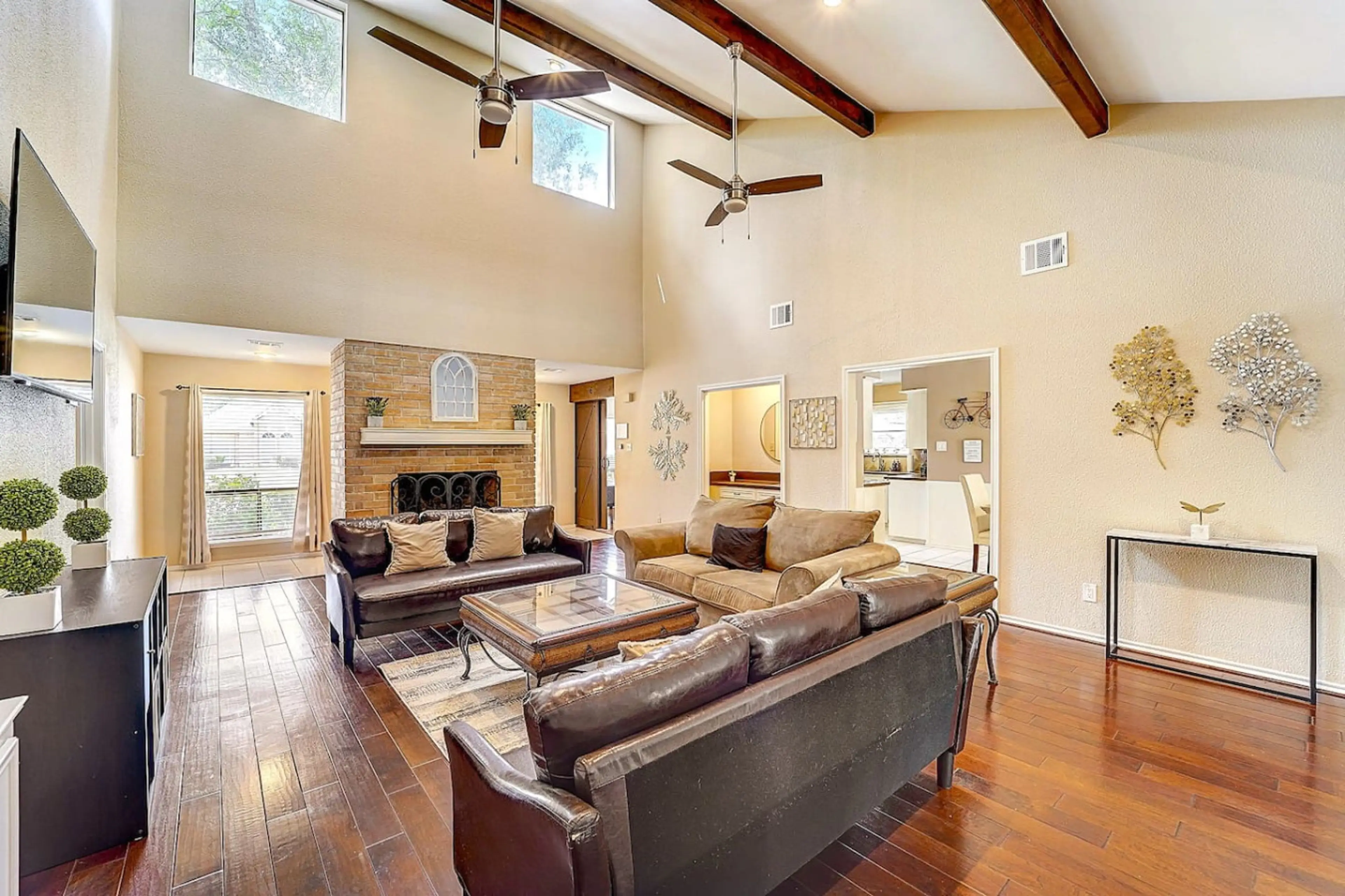 Large Homes for Groups