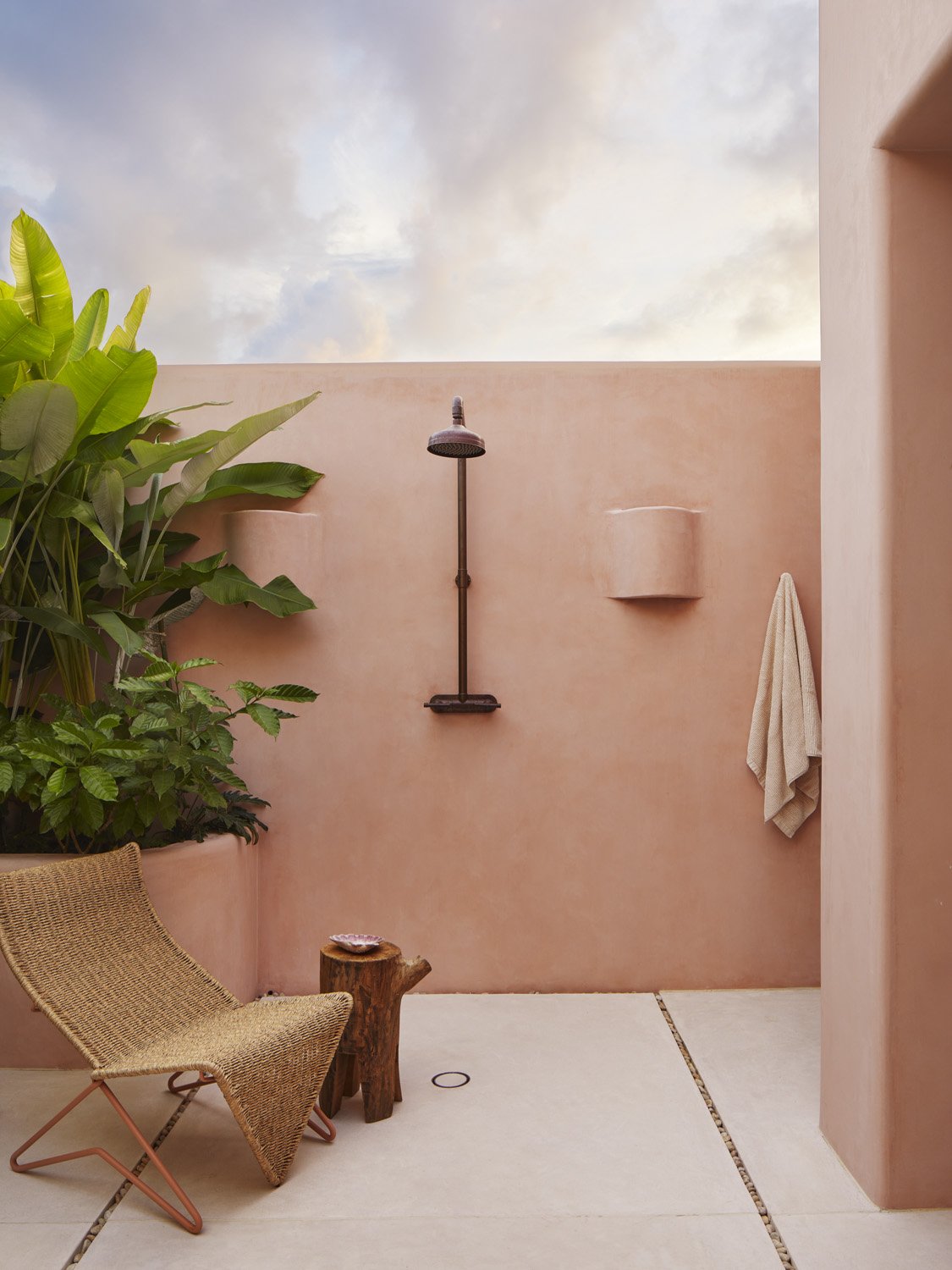 SummerThorntonDesign-ShotByAnnieSchlechter-CasaRosada-Bath4-3.jpg