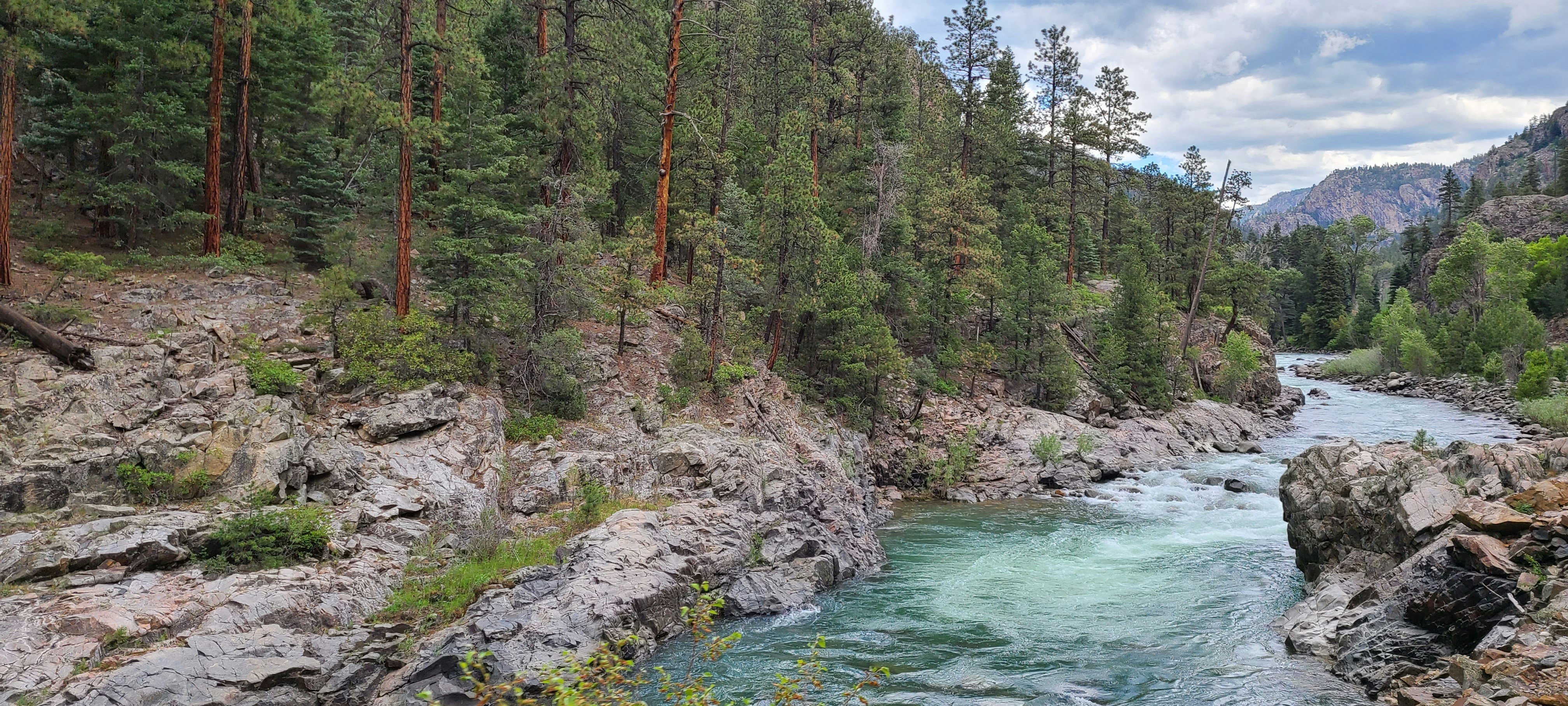 Animas River canyon with turquoise water