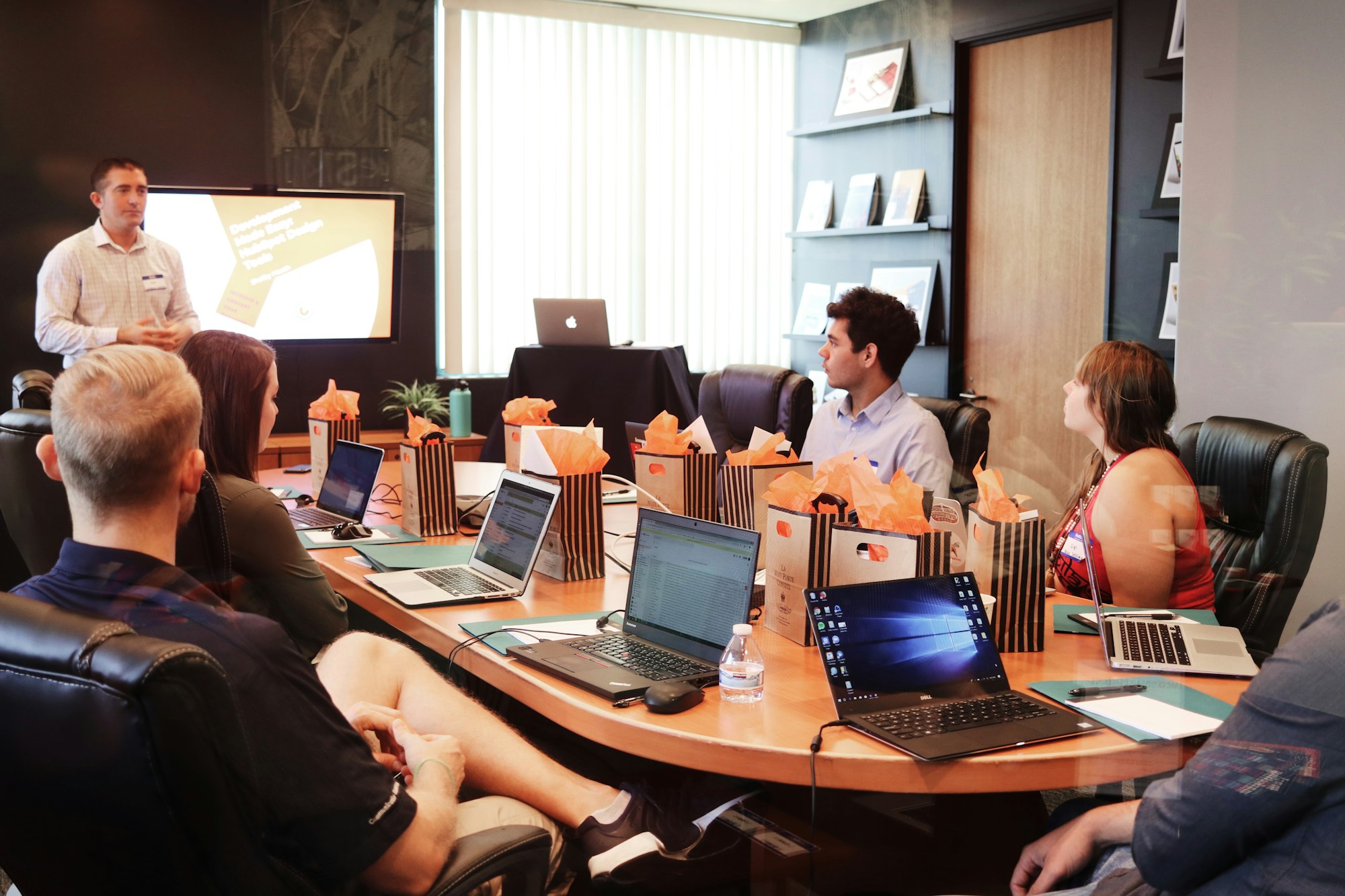 Meet 8 YC startups that are hiring right now