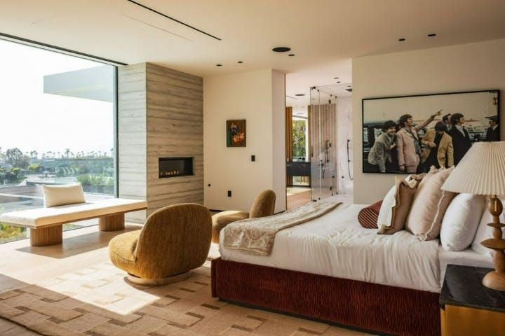 Experience Luxury Homes Before Buying