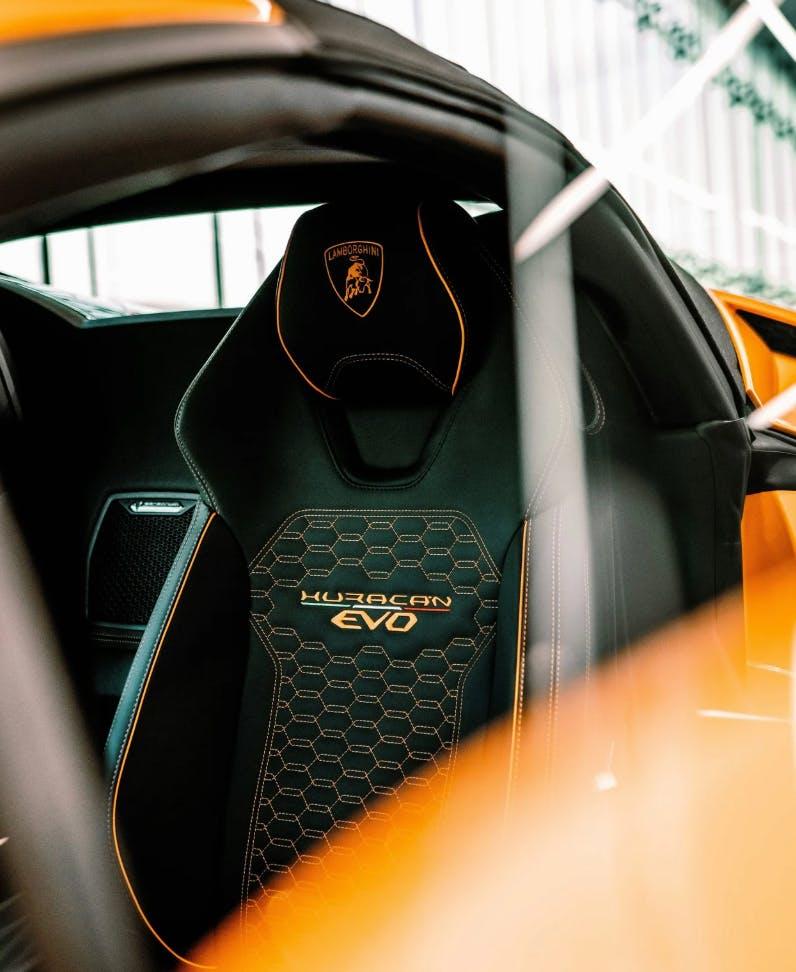 Lamborghini Evo Syder badge