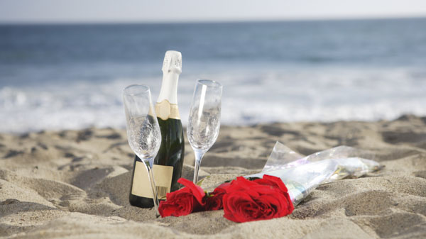 Plan Your Honeymoon After A Romantic Maui Proposal