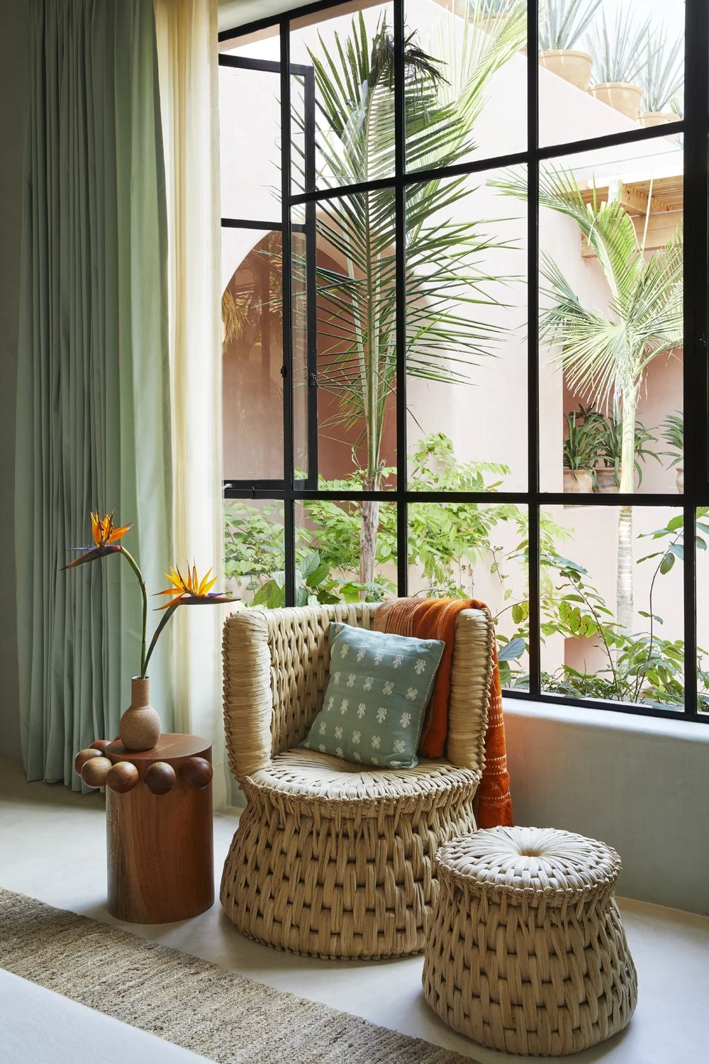 SummerThorntonDesign-ShotByAnnieSchlechter-CasaRosada-Bedroom3-3.jpg