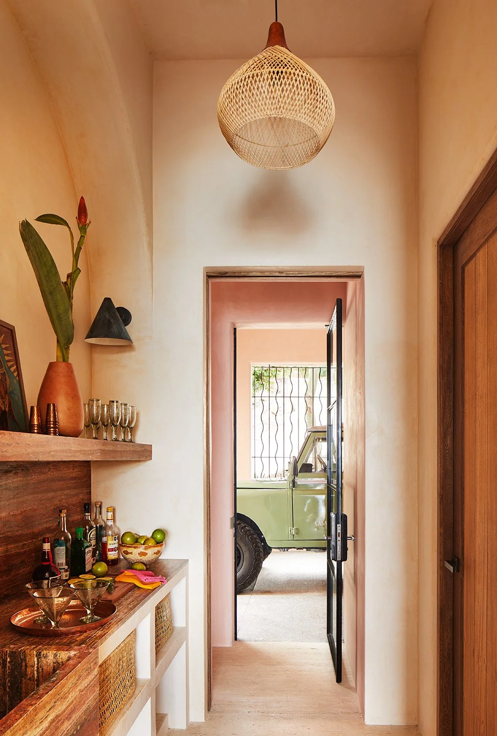SummerThorntonDesign-ShotByAnnieSchlechter-CasaRosada-Bar-1.jpg